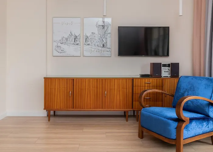 Beach Apartment With Balcony Near The Beach In Sopot By Noclegi Renters